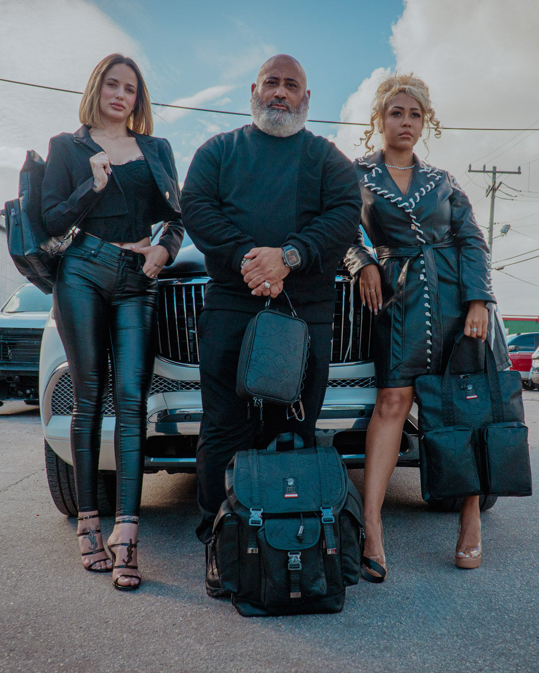 SPRAYGROUND® SLING JAMES FIRST CLASS MESSENGER BAG