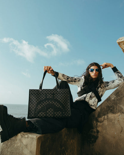 SPRAYGROUND® TOTE MIDNIGHT CHATEAU TORTUGA TOTE